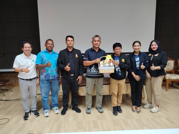 ควนโดนวิชชาลัย ต้อนรับคณะศึกษาดูงานจากองค์การบริหารส่วนตำบลนาชุมเห็ด จังหวัดตรัง ศึกษาดูงานด้านการบริหารจัดการขยะชุมชน